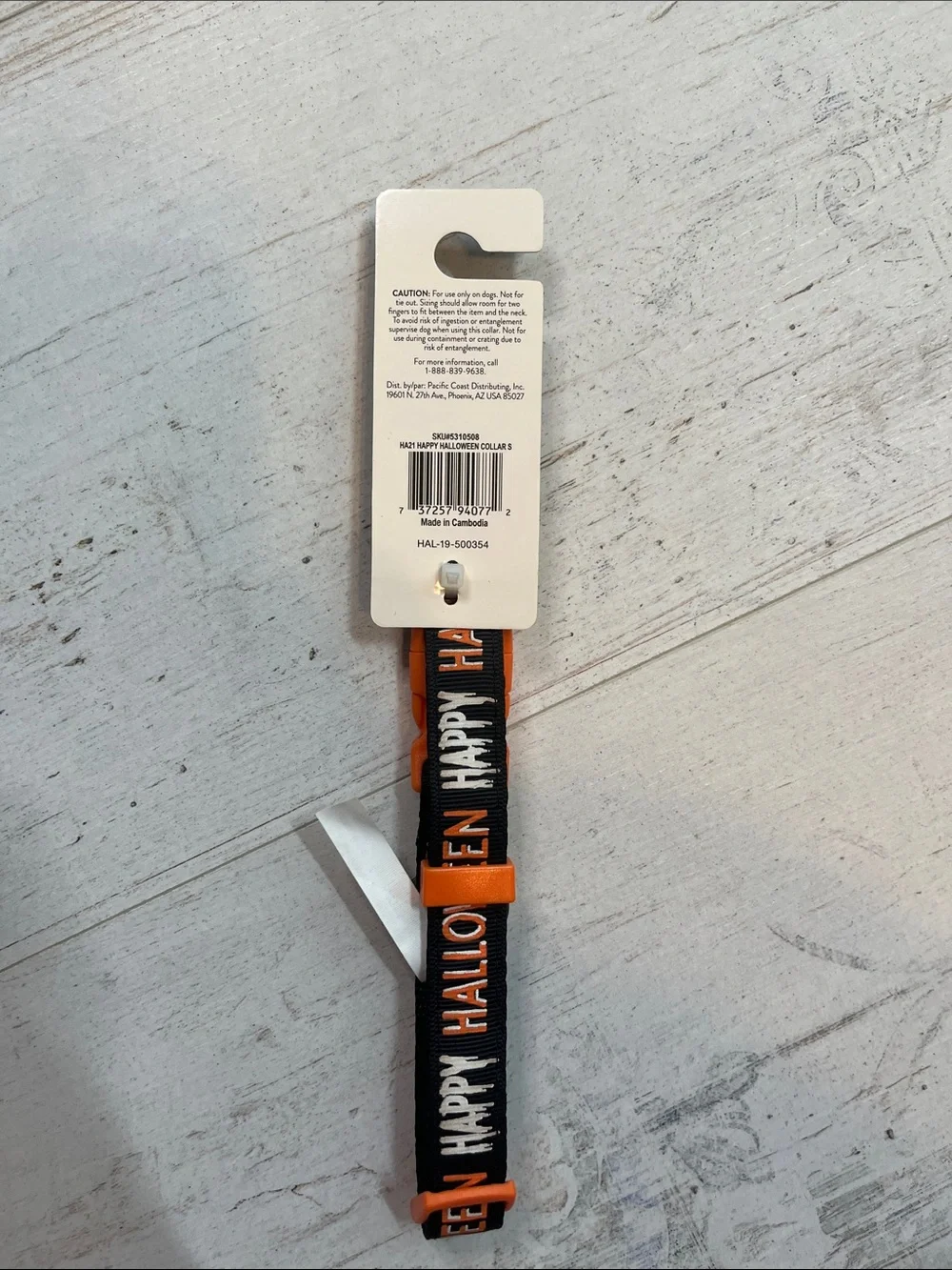 Thrills and Chills Glow in The Dark Dog Collar Happy Halloween Size Small